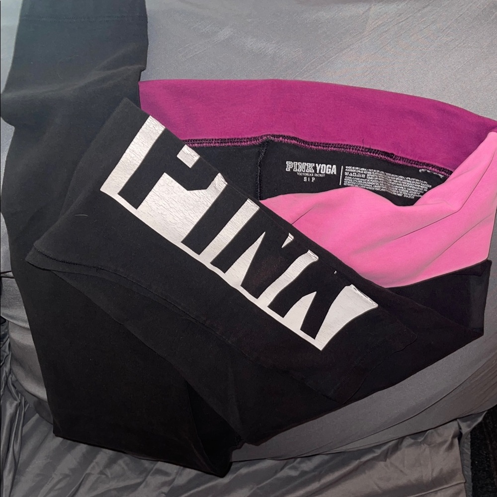 Victoria’s Secret Yoga leggings